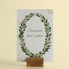 Pamiątka Pierwszej Komunii Świętej – Wianek oliwny i złote akcenty Brzydka Kartka.png